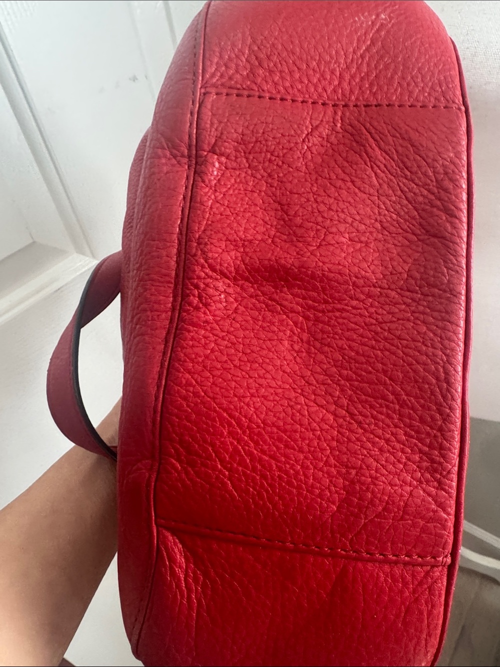 Michael Kors Red Pebbled Leather Shoulder Bag with Gold Hardware - Picture 3 of 7